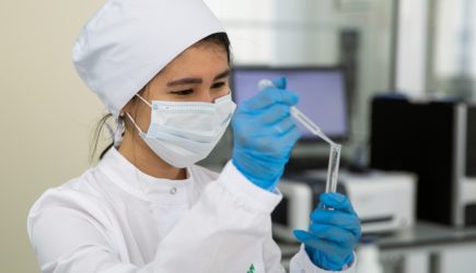 Найдены странные различия в смертности от COVID-19 у разных рас