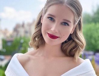 &laquo;На улице прям головы сворачивают&raquo;: так вот с кем спит Асмус