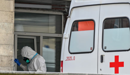 Врач и три пациента на ИВЛ сгорели при пожаре в больнице на Украине