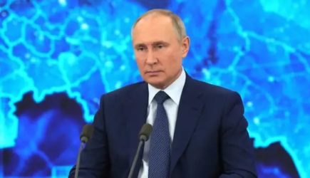 Путин прокомментировал закрытие &laquo;пророссийских&raquo; ТВ-каналов на&nbsp;Украине