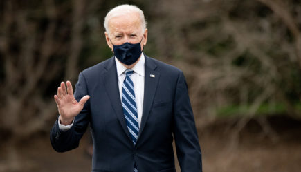 Байден захотел заставить Путина &laquo;заплатить&raquo; за вмешательство в выборы