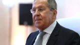 Лавров заявил о необходимости отходить от западных платежных систем и доллара