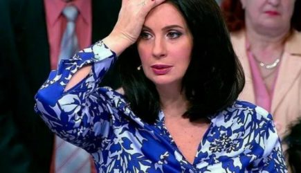 Страшные кадры: Несравненная Стриженова рухнула в прямом эфире