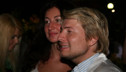 В «пухлой руке» экс-тестя Баскова нашли наши миллиарды: Наценка на лекарства поразила даже экспертов