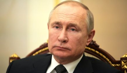 Встревоженные японцы выдали предупреждение Путину: «Китай сдавит горло России»