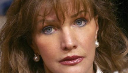 «Она, наверное, всех не упомнит»: Игорь Янковский о Прокловой