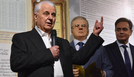 Кравчук предложил взять Путина за &#171;то место, которое болит&#187;