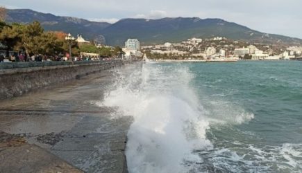 Назван неожиданный способ вернуть воду в Крым