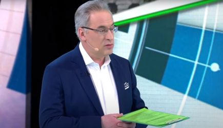 Норкин уложил зал на лопатки анекдотом про захваченный самолет