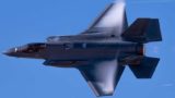 «Пуская газы»: истребитель НАТО «впервые в истории» перехватил российский военный самолет