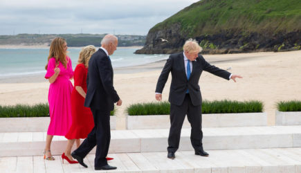 «Путин?!»: Фото с G7 оказалось лучше любого анекдота