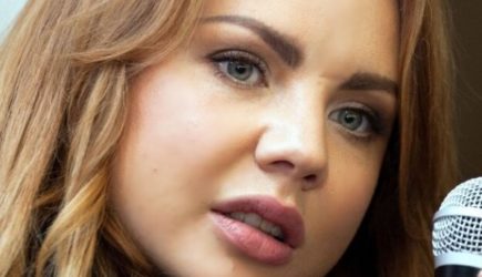 Певица в тяжелом состоянии: врачи перестали скрывать правду