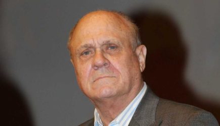 Появились подробности кончины Меньшова