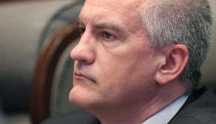 Власти заявили о «катастрофе» с мерами против коронавируса в Крыму