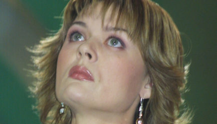 «Сорок дней не прошло!»: Меньшову застыдили из-за смеха в трауре