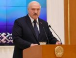 Лукашенко назвал Тихановскую мерзавкой и раскрыл подробности ее отъезда