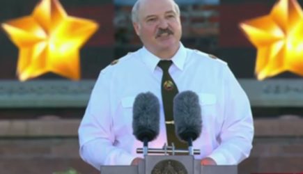 «Это страшное преступление»: Лукашенко жёстко ответил на вопрос британки о «мирном протесте»