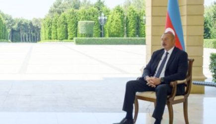 Шойгу &laquo;обеспокоил&raquo; Баку: Алиев упрекнул Россию за&nbsp;планы вооружить Армению