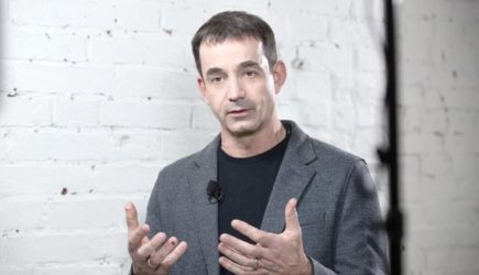 Дмитрий Певцов: отмене пенсионной реформы &ndash; да, предложению КПРФ &ndash; нет