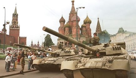 Как снос памятника Дзержинскому предотвратил кровопролитие