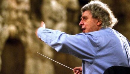 В&nbsp;возрасте 96&nbsp;лет умер греческий композитор Микис Теодоракис