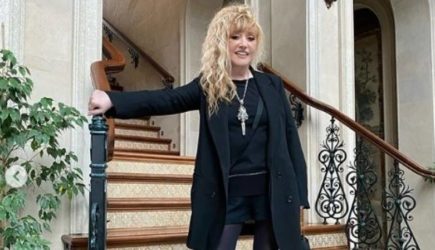 Бывшая домработница Пугачевой заявила о зависти других артистов Примадонне