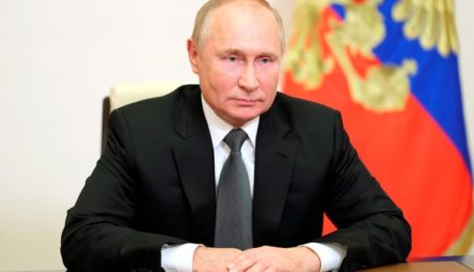 The Wall Street Journal: Путин заставил Запад забыть об «угасающей России»