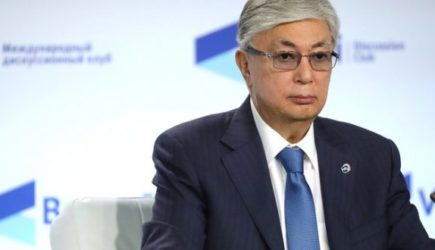 Лидер Казахстана поблагодарил Путина за помощь: &laquo;Быстро и по-товарищески&raquo;