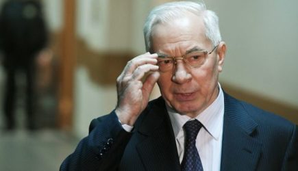 Жителям республик Донбасса следует готовиться к&nbsp;эвакуации&nbsp;&mdash; Азаров