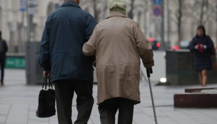 Плюс или минус: чем обернется сдача квартиры для пенсионеров