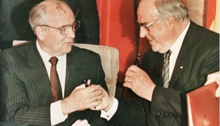 &laquo;Надули!&raquo;: Путин вновь прав, найден уникальный документ о&nbsp;нерасширении НАТО