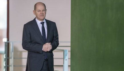 Олаф Шольц объявил о смене «газового курса» Германии