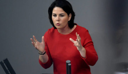 В Германии призвали прекратить нападки на живущих в стране россиян