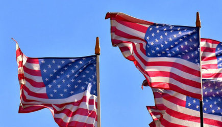 Пустые бензобаки вразумят Запад и подтолкнут к сотрудничеству с Россией