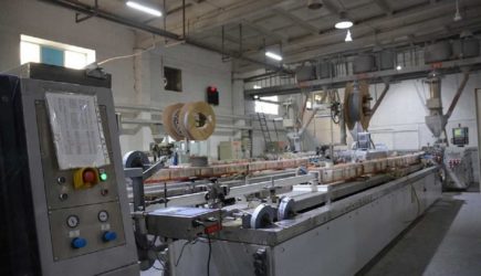 Хазин: &laquo;Российская промышленность выдержит ещё месяца три&raquo;