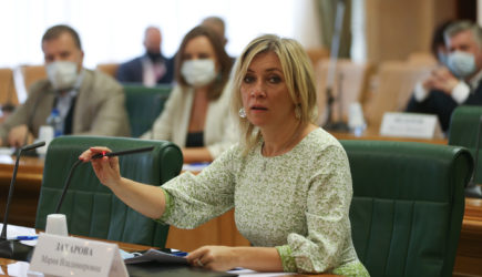 Захарова, Керимов, &#171;Вертолёты России&#187;: кого коснулись новые санкции Японии против России