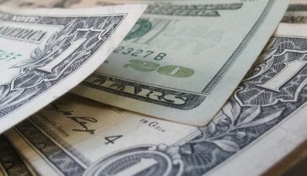 &laquo;Шаг навстречу Западу&raquo;: об эффекте от платежа по госдолгу в условиях санкций