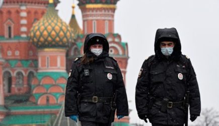 &laquo;Закон должен исполняться&raquo;: Кремль о&nbsp;наказании за&nbsp;фейки о&nbsp;российских военных