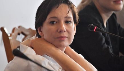 Печальные новости о покинувшей Россию Чулпан Хаматовой