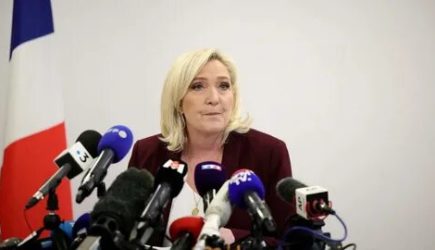 Ле Пен заявила, что будет с Россией после нефтяного эмбарго