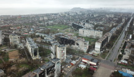 Украинские военные сдаются в плен. &#171;Азовсталь&#187; покинули несколько боевиков ВСУ