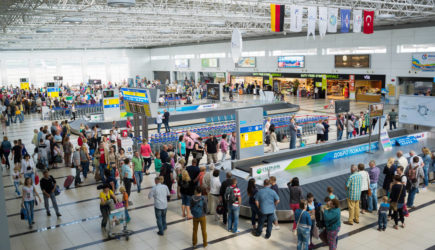 Турция запретила полеты направляющимся в Сирию российским самолетам