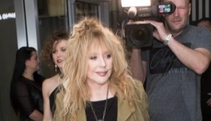 &laquo;Чтобы туалет не назвали Примадонной&raquo;: зачем Пугачевой личный бренд