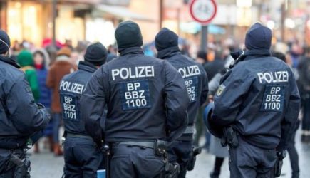 &laquo;Европа начинает рассыпаться&raquo;: Экс-депутат Рады раскрыл тайное оружие англосаксов для ЕС