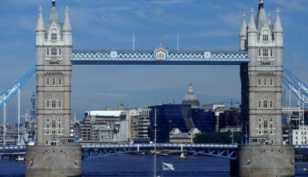 Британия нашла ещё одного «мальчика для битья», который не хочет душить Россию