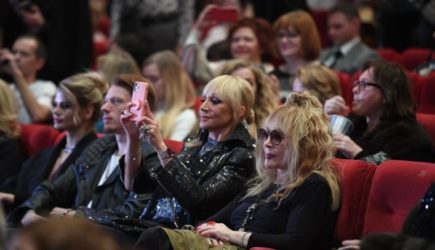 Пугачеву шокировали снятым 9 Мая видео из замка в Грязи — СМИ