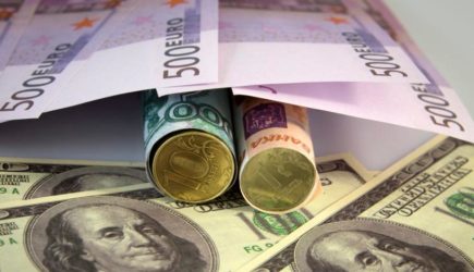 Доллару есть куда падать: аналитик объяснила стремительное укрепление рубля