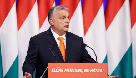 «Если что-то случится»: Украина готова перекрыть венграм нефть