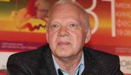 Прожил полжизни с нелюбимой и бросил ее в 70 лет ради другой: как жил народный артист Александр Потапов