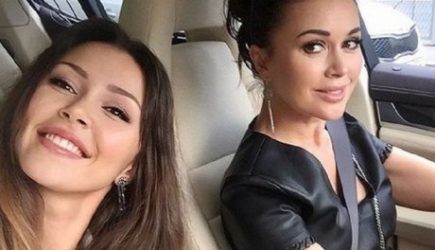 &laquo;Никак не могу решиться&raquo; &mdash; Заворотнюк взяла на руки малыша и поделилась откровением